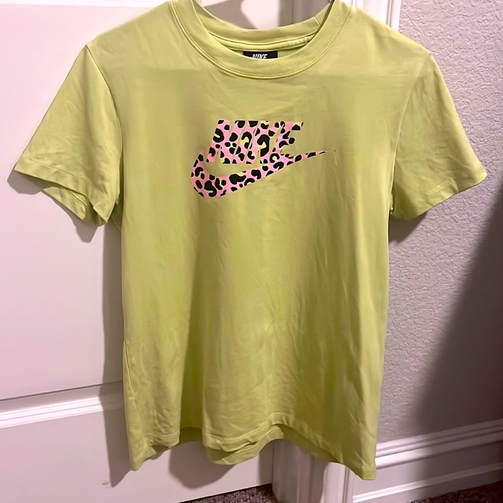 Yellow Nike tee shirt